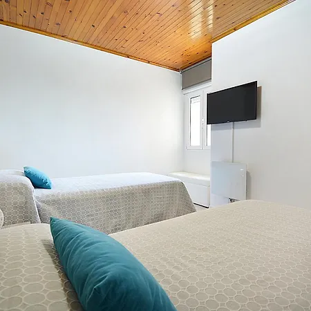 Galihost - Con Vistas En Pedras Negras * O Grove