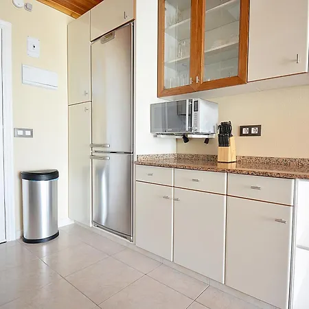 Apartment Galihost - Con Vistas En Pedras Negras O Grove